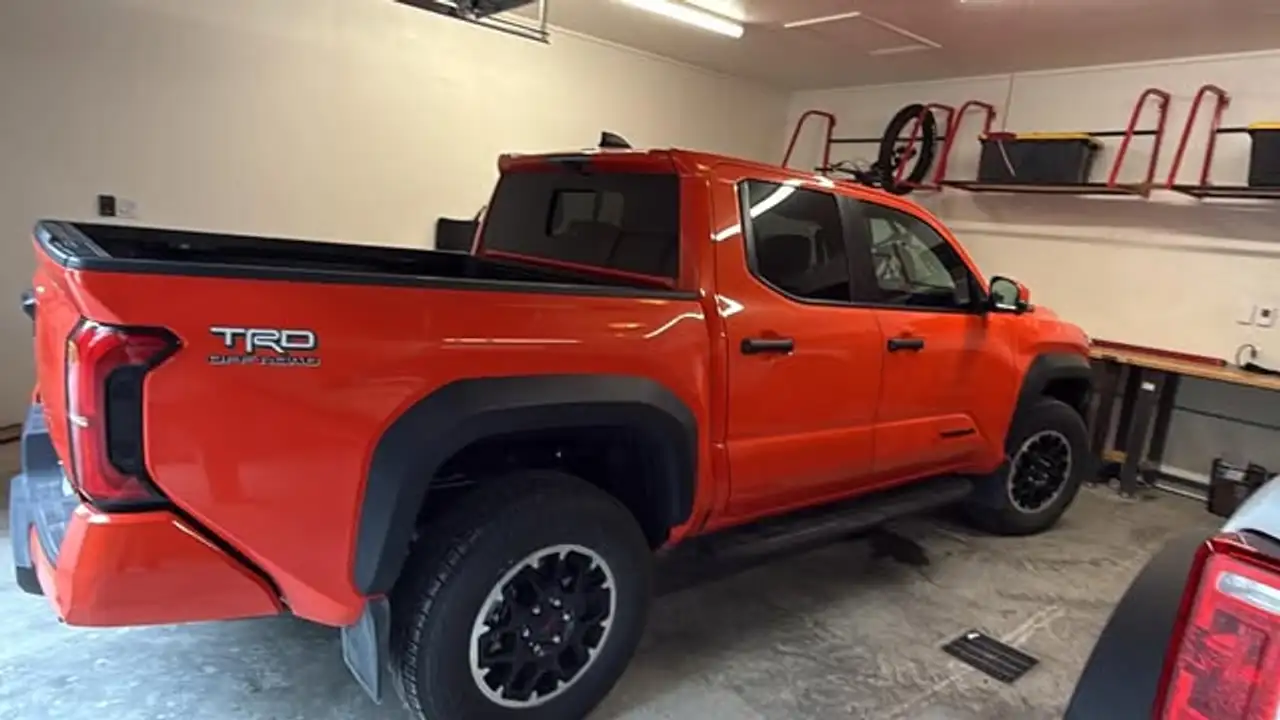 Toyota Tacoma снимка Toyota Tacoma