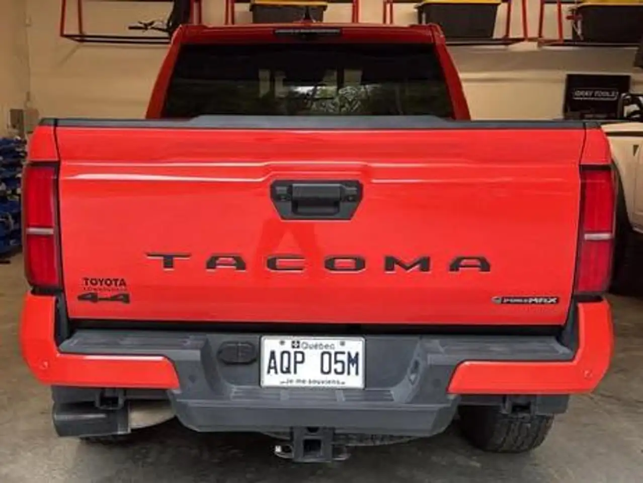 Toyota Tacoma снимка Toyota Tacoma