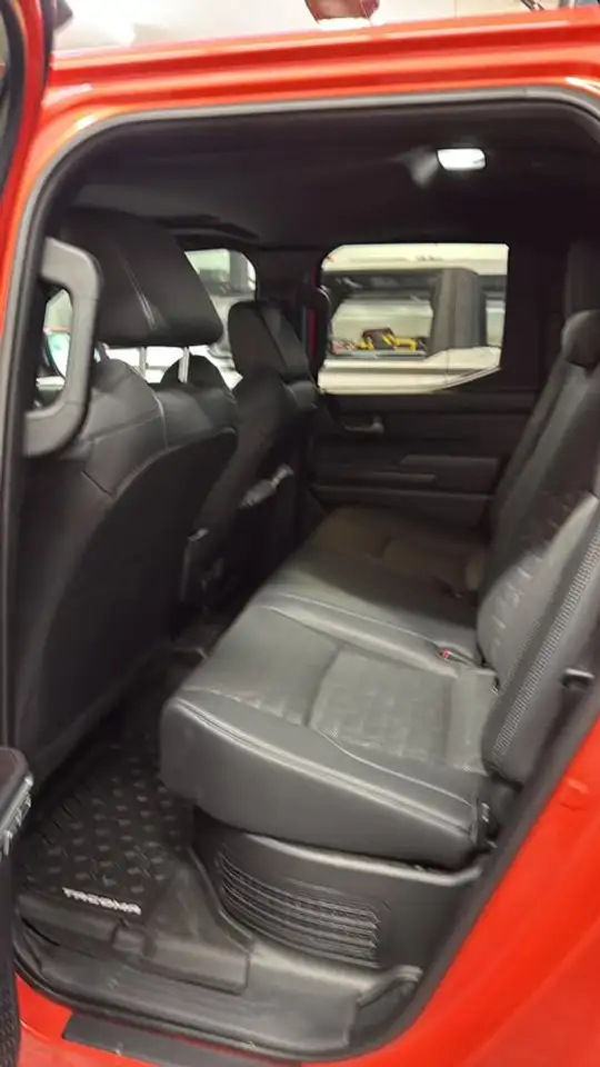 Toyota Tacoma снимка Toyota Tacoma
