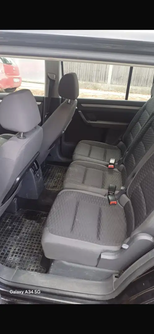 Volkswagen Touran 1.9 TDI Highline - 2