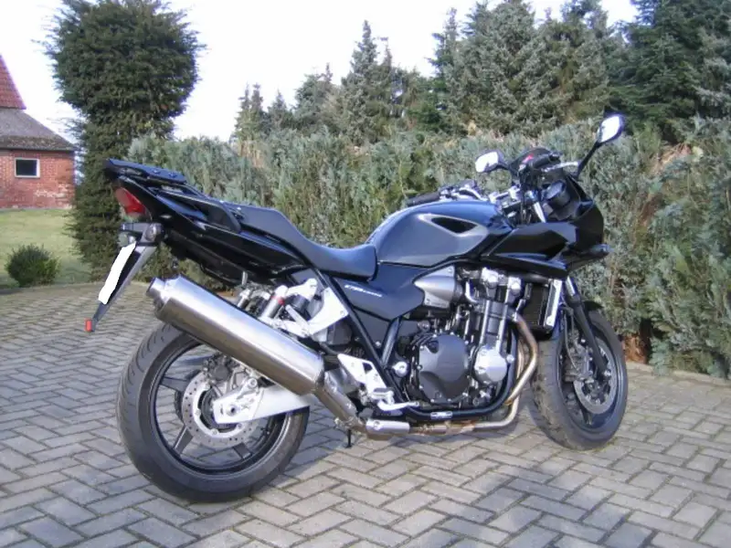 Honda CB 1300 - foto 2