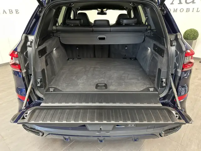 BMW X5 X5 M view 6