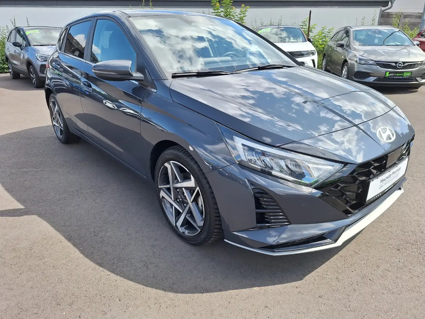 Hyundai i20 1.0 Turbo Prime Inspektionspaket BigDeal Grau - 2