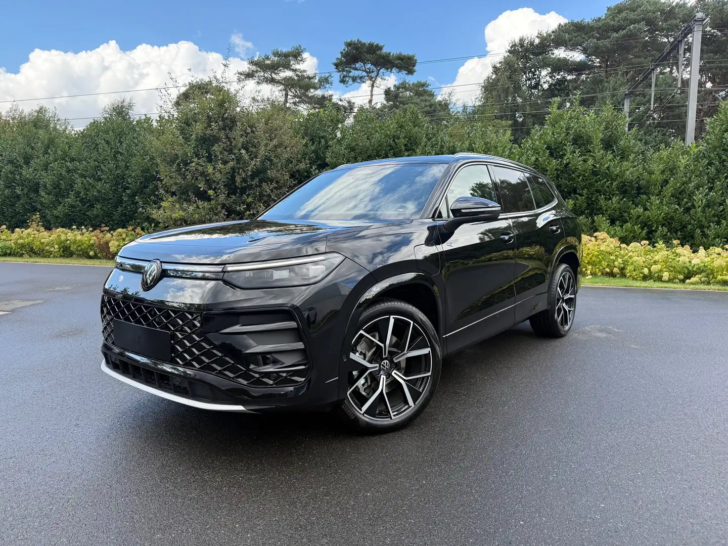 Volkswagen Tayron 1.5 eHYBRID PHEV 272HP Negro - 1