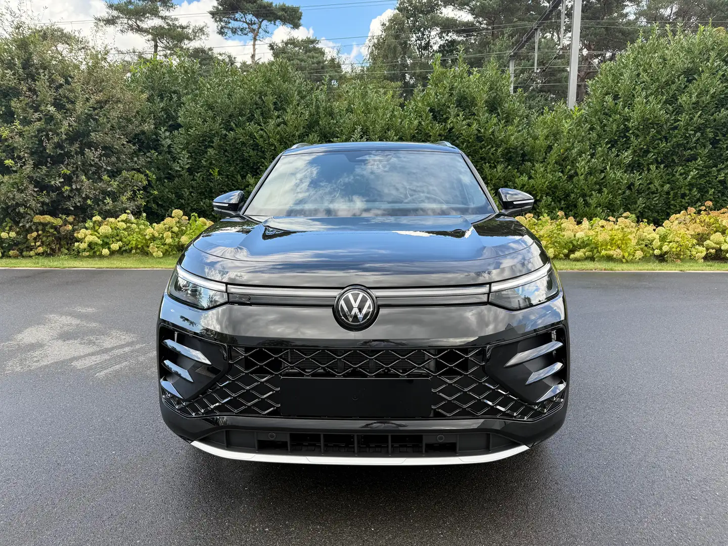 Volkswagen Tayron 1.5 eHYBRID PHEV 272HP Negro - 2