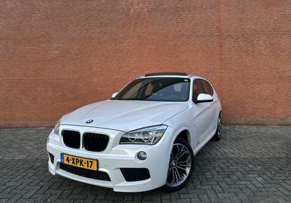 BMW X1 sDrive20i High Ex M PAKKET NAP AUTO|NAV|PANO|TREKH