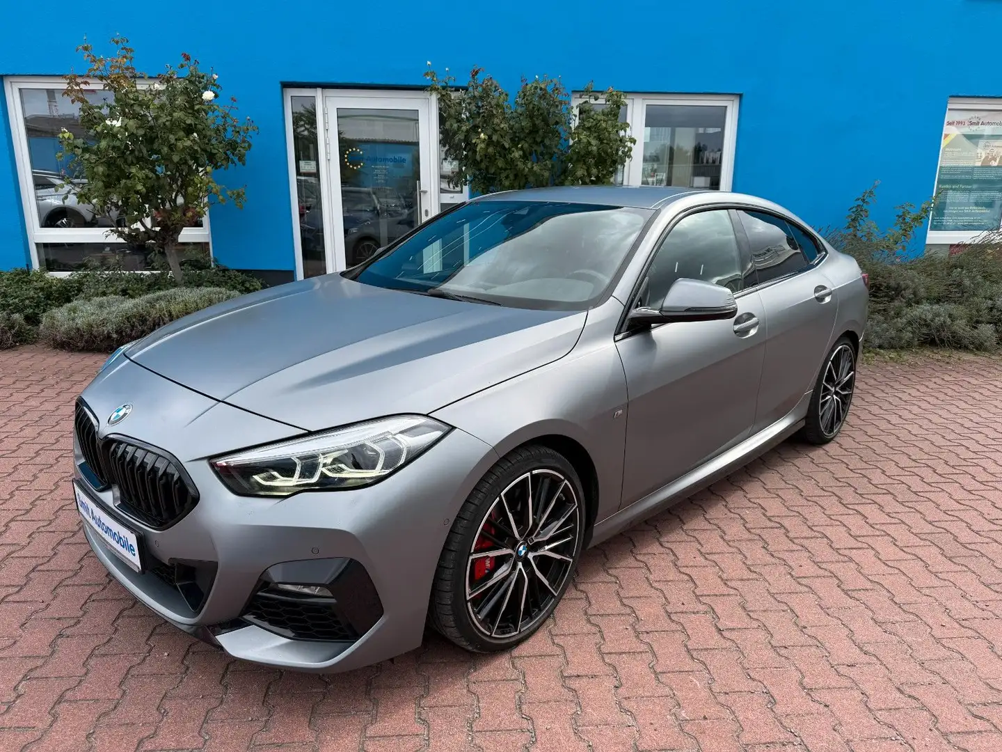 BMW 220 Baureihe 2 Gran Coupe 220 d xDrive M Sport Grau - 1