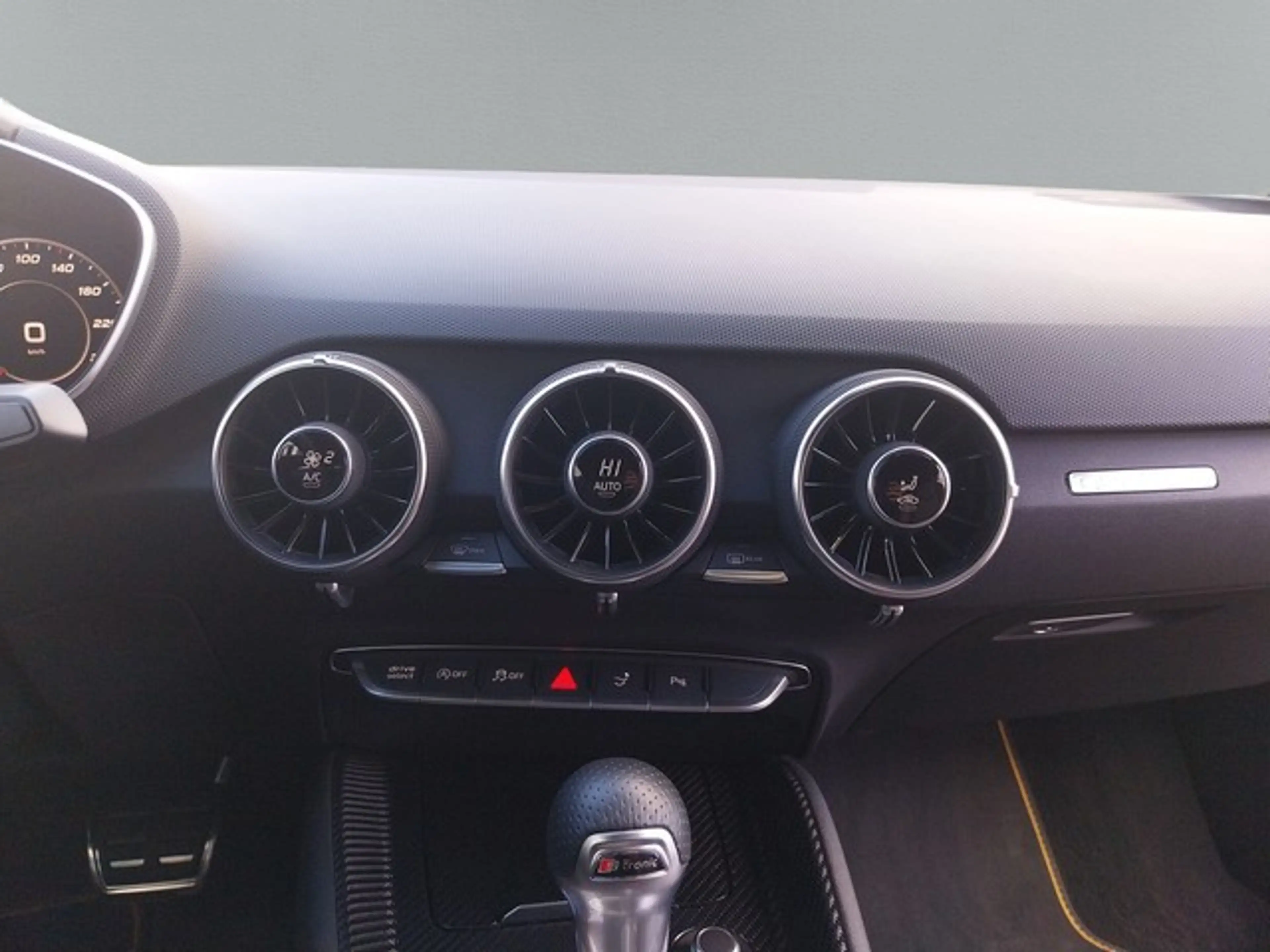 Audi TTS Coupe quattro Leder Navi B&O Matrix 20" — photo 12