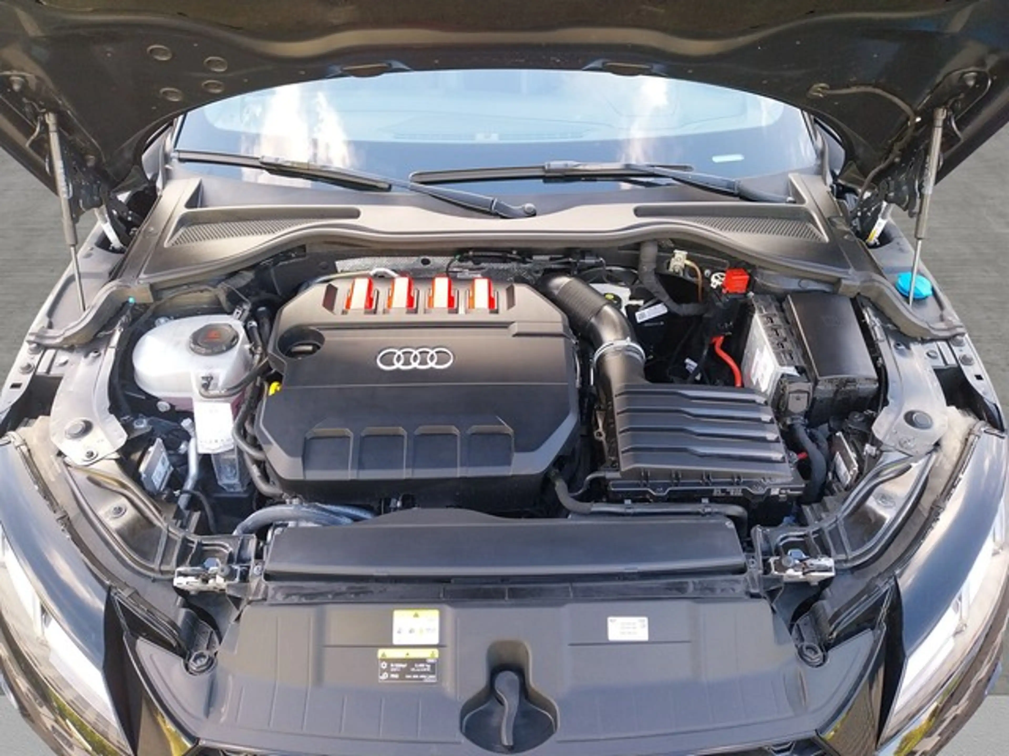 Audi TTS Coupe quattro Leder Navi B&O Matrix 20" — photo 15