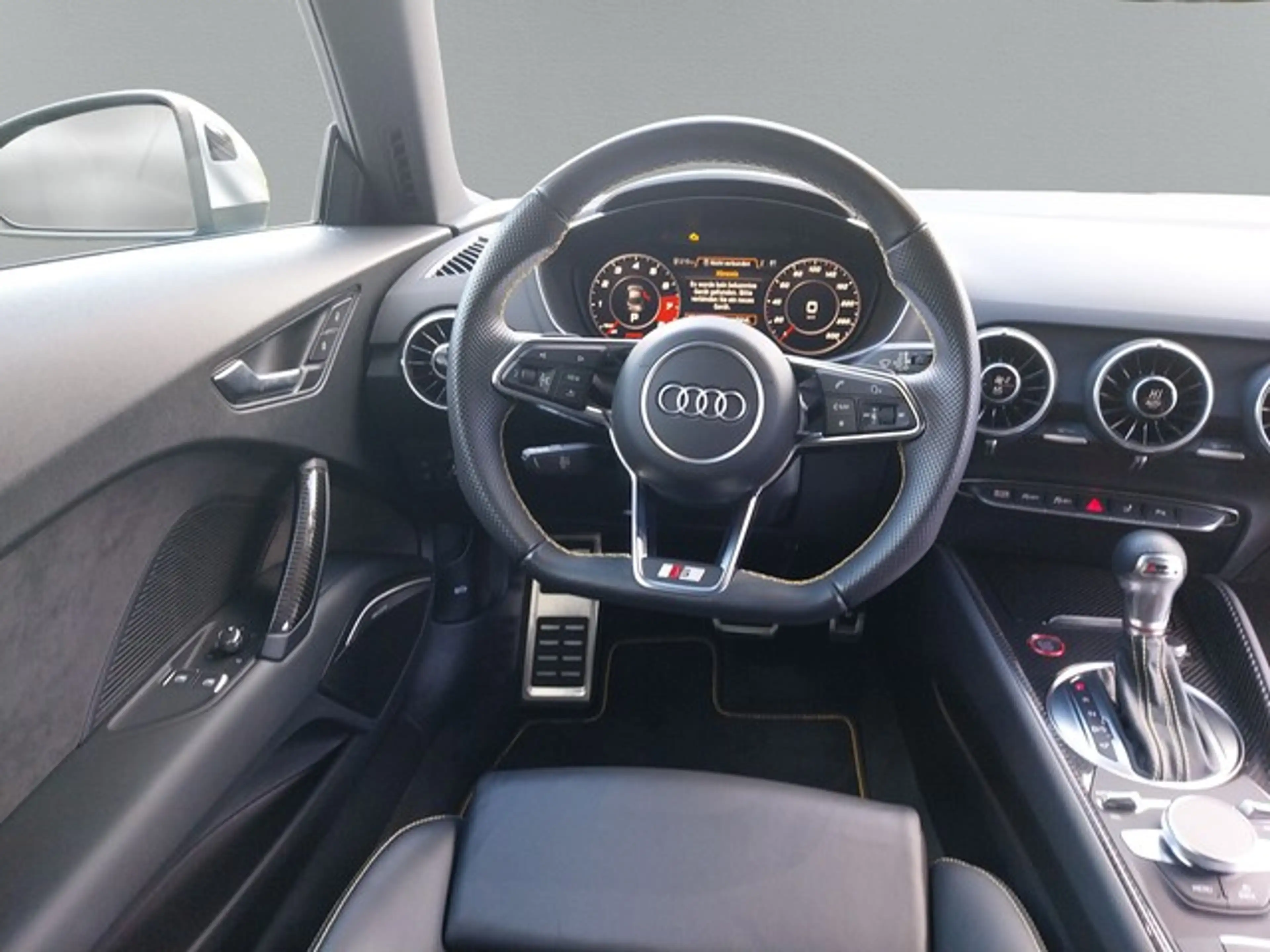 Audi TTS Coupe quattro Leder Navi B&O Matrix 20" — photo 10