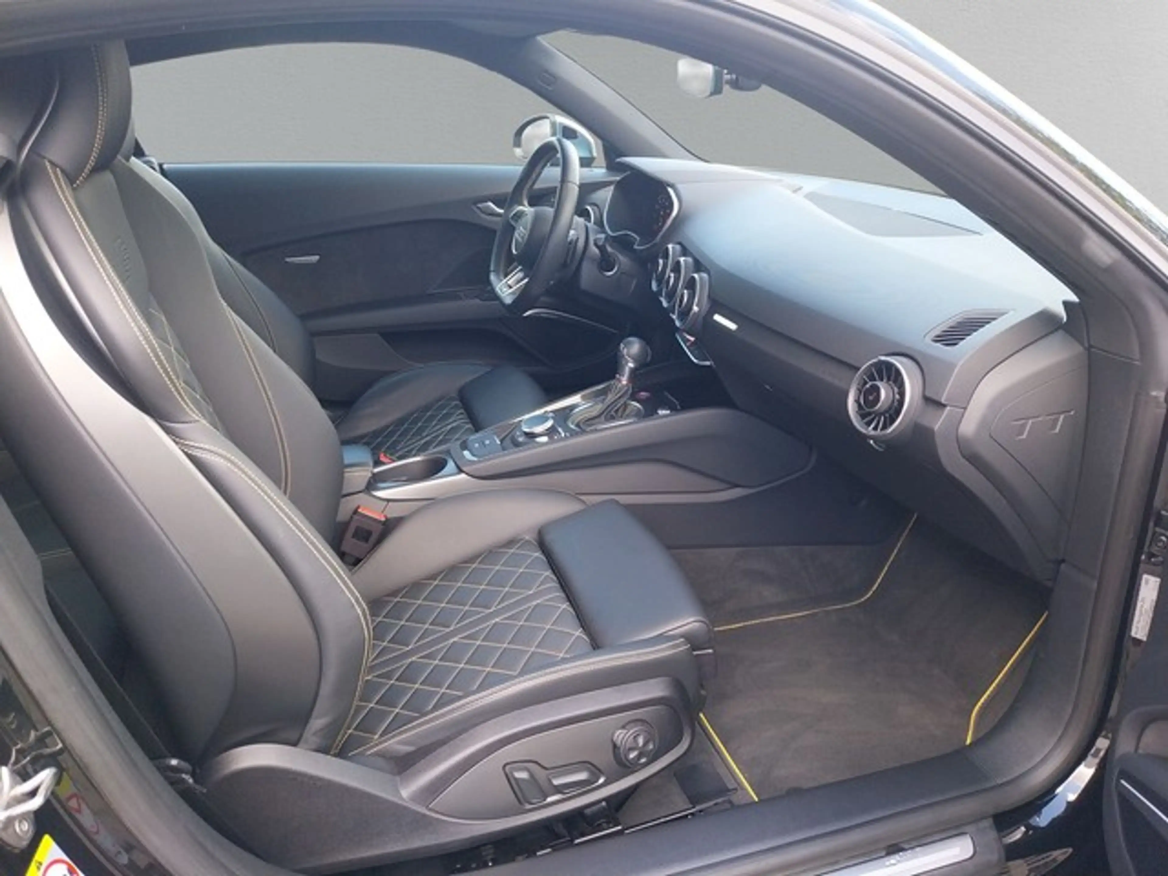 Audi TTS Coupe quattro Leder Navi B&O Matrix 20" — photo 7