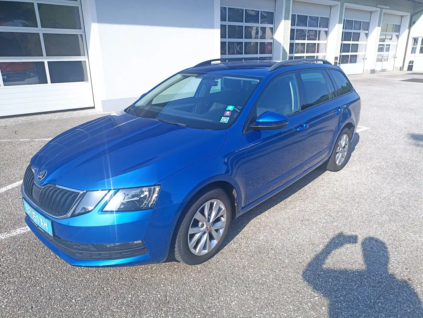 Skoda Octavia Octavia Combi 1,6 TDI  DSG,Navi,Tempo,Scheiben dkl Bleu - 2