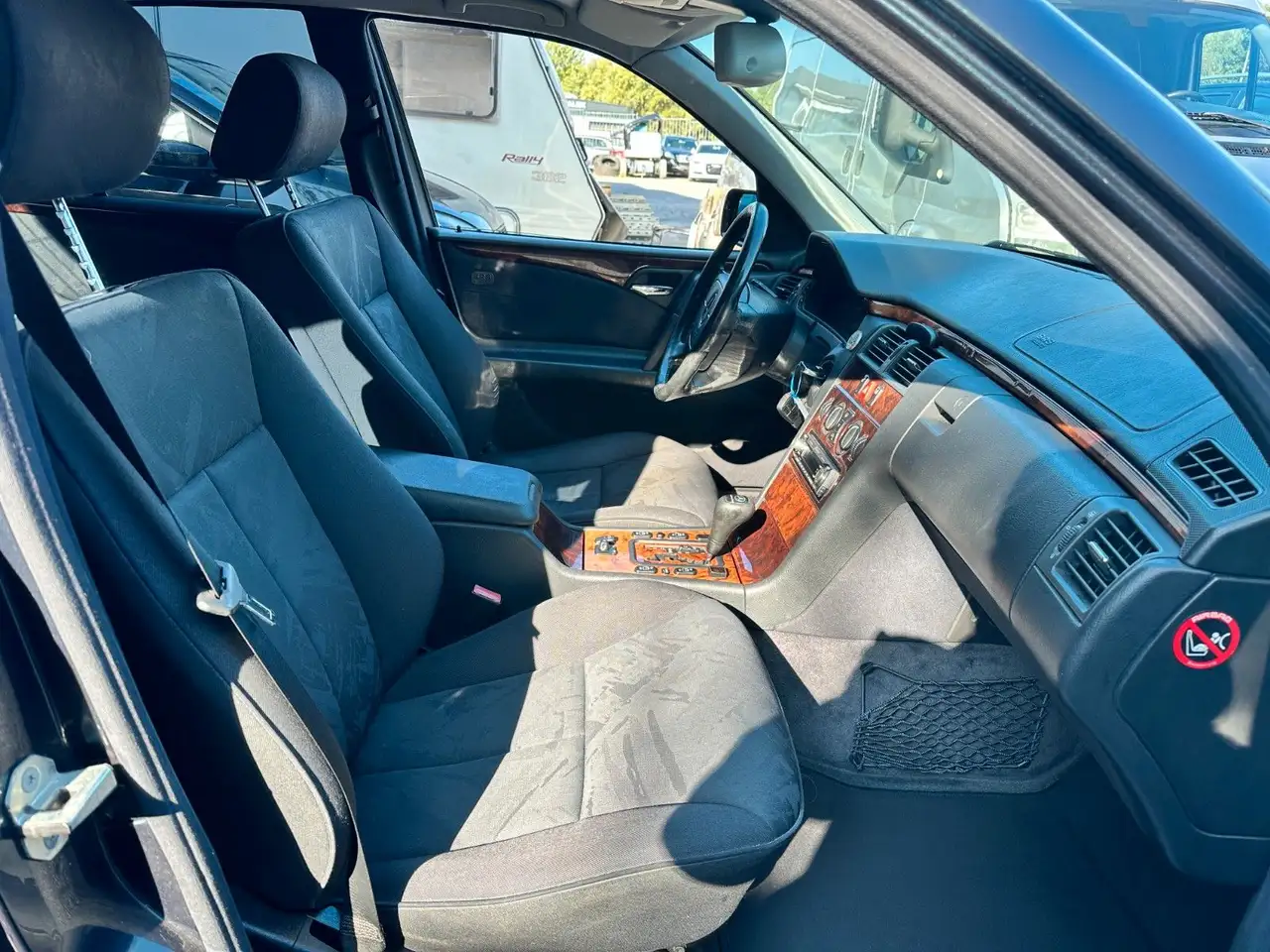 Mercedes-Benz E 240 LPG HU/AU:NEU, foto 9
