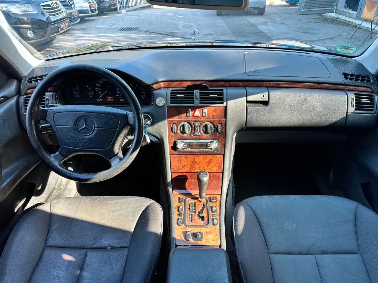 Mercedes-Benz E 240 LPG HU/AU:NEU, foto 7