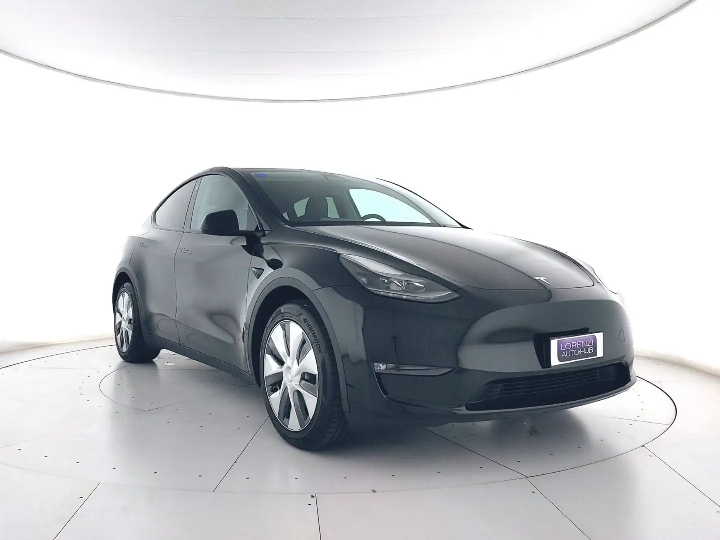 Tesla Model Y Long Range Dual Motor awd AUTOPILOT AZIENDALE IVA Nero - 1