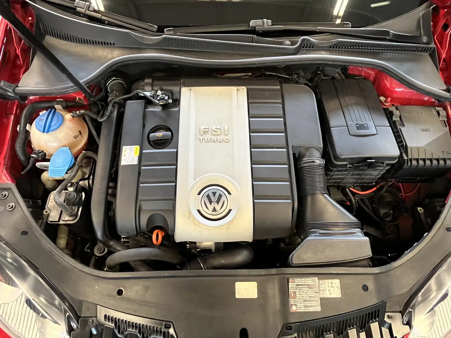 Volkswagen Golf GTI 1 Vorbesitzer Scheckheft gepflegt Rot - 2