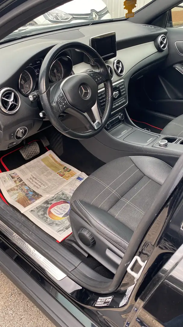 Mercedes-Benz GLA 200 d (cdi) Sport auto - 1