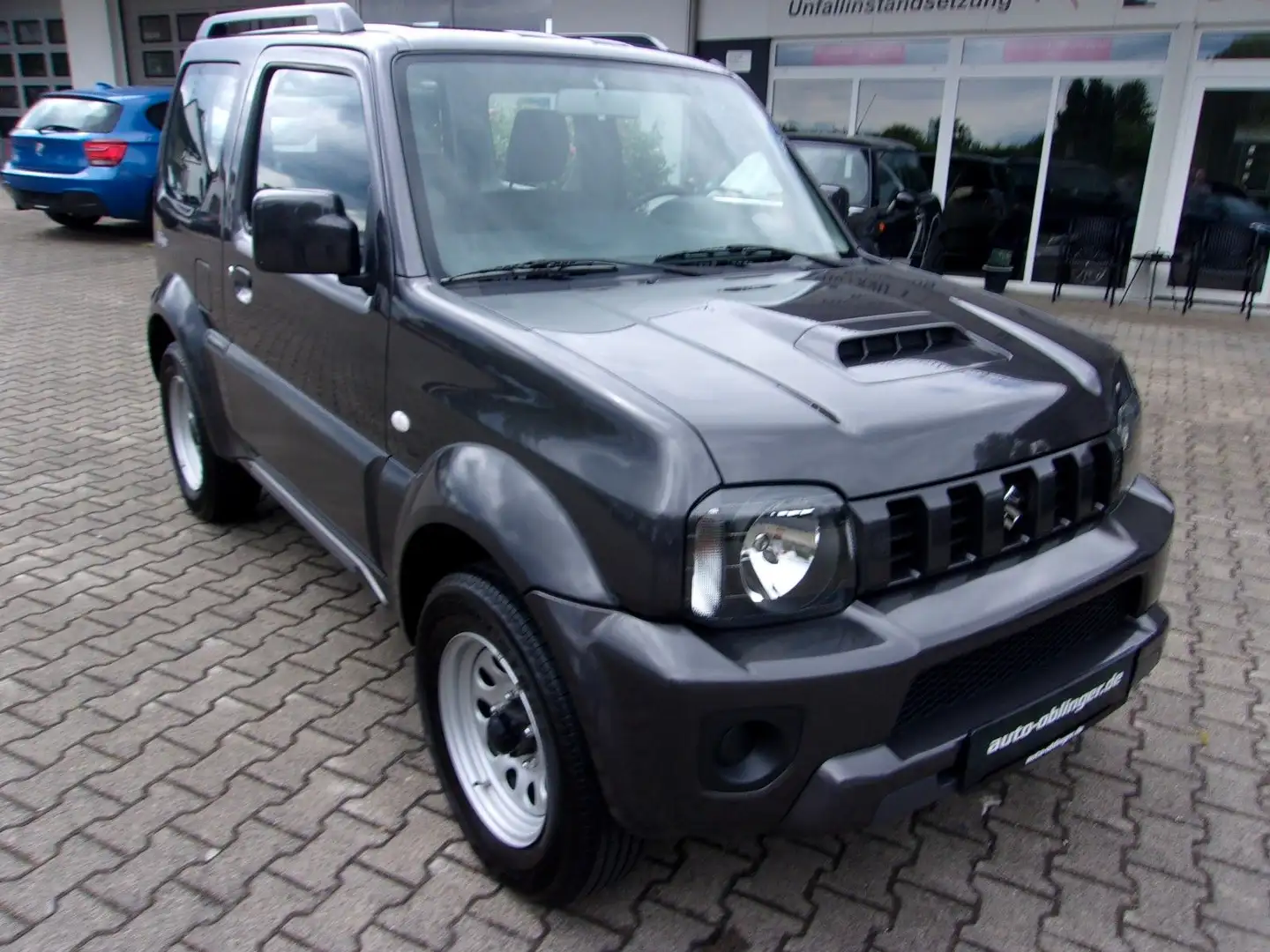 Suzuki Jimny 1.3 ALLGRIP Comfort Ranger Grau - 2