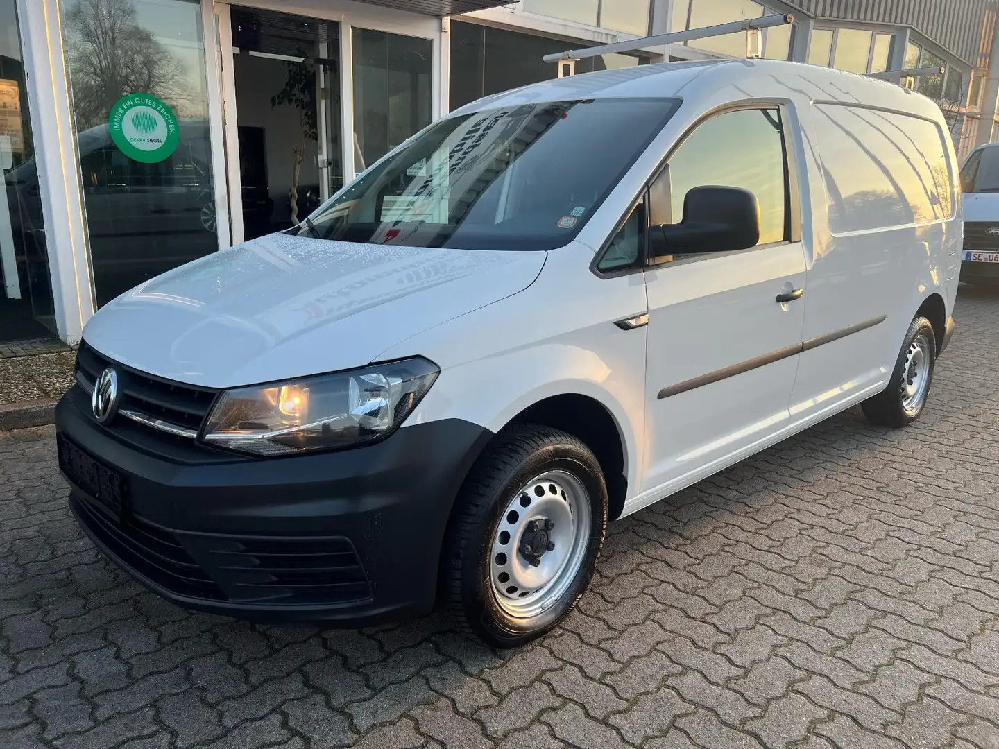 Volkswagen CADDY MAXI KASTEN/AHK/SITZHZG./REGALE/TÜV Blanc - 2