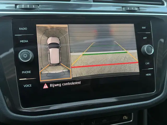 Volkswagen Tiguan view 10