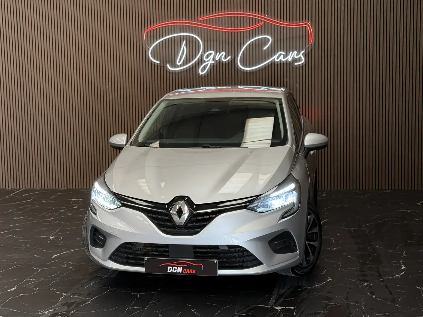Renault Clio 1.0 TCe Intens Gris - 1