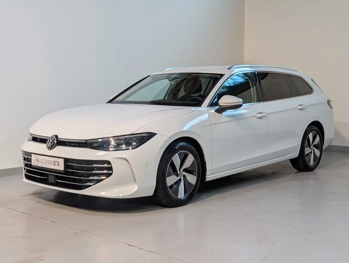 Volkswagen Passat Variant Passat 2.0TDI DSG Var. Elegance TRAVEL*AHK*360° Blanco - 1