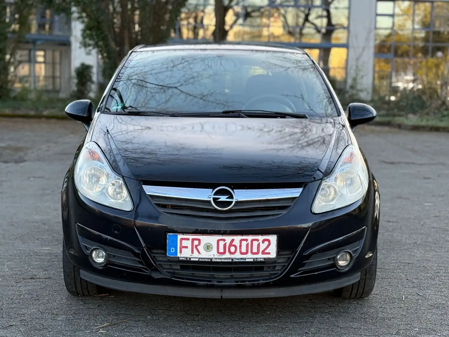 Opel Corsa D Color Edition 1,4 + Klima . Schwarz - 1