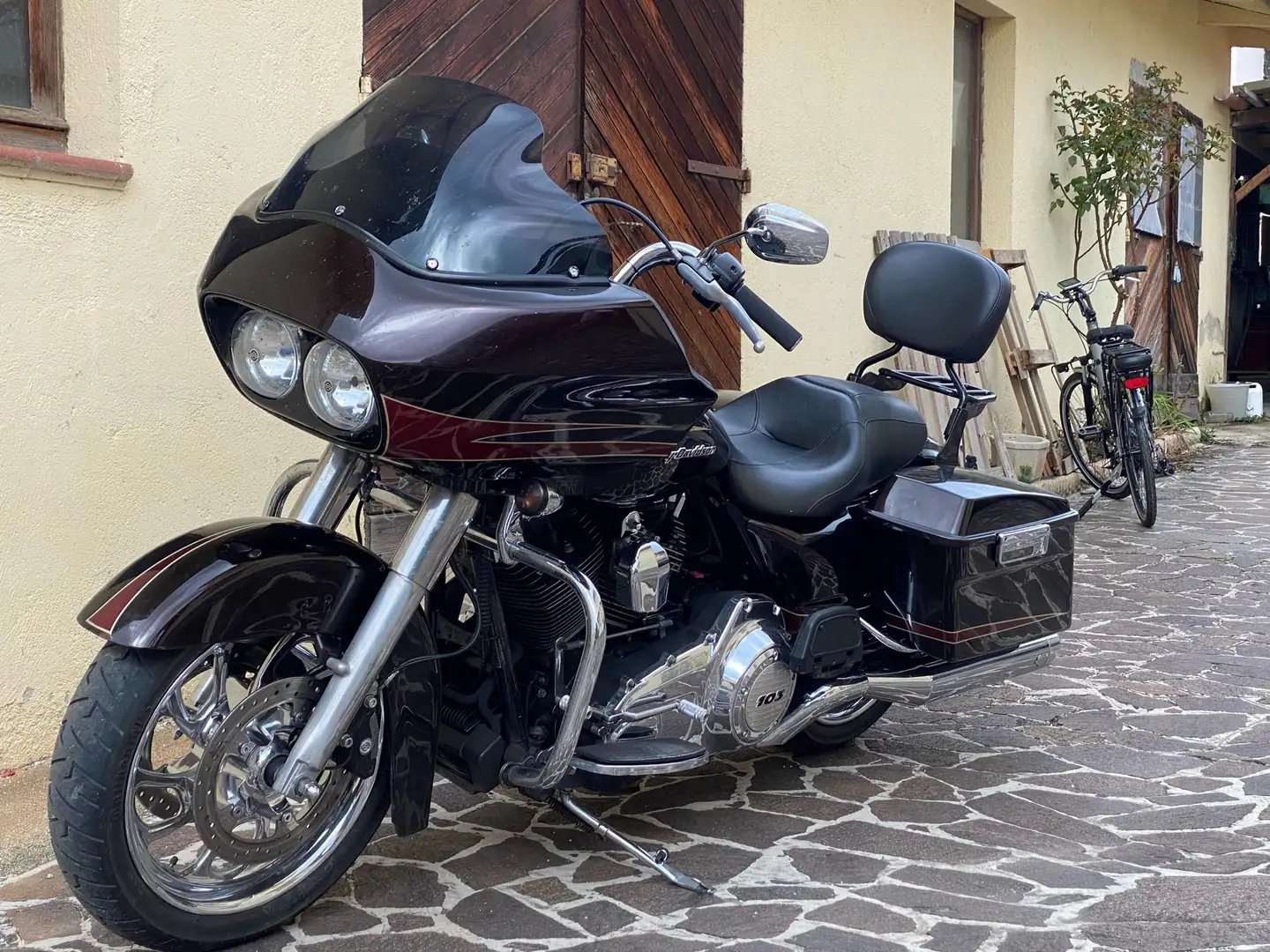 Harley-Davidson Road Glide ultra - 2