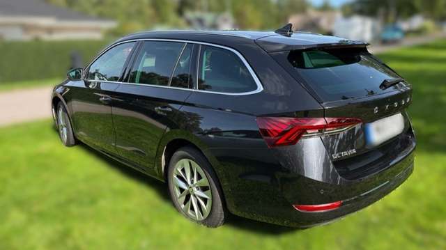 Imagine Skoda Octavia Octavia 1.5 TGI G-TEC DSG Sportline