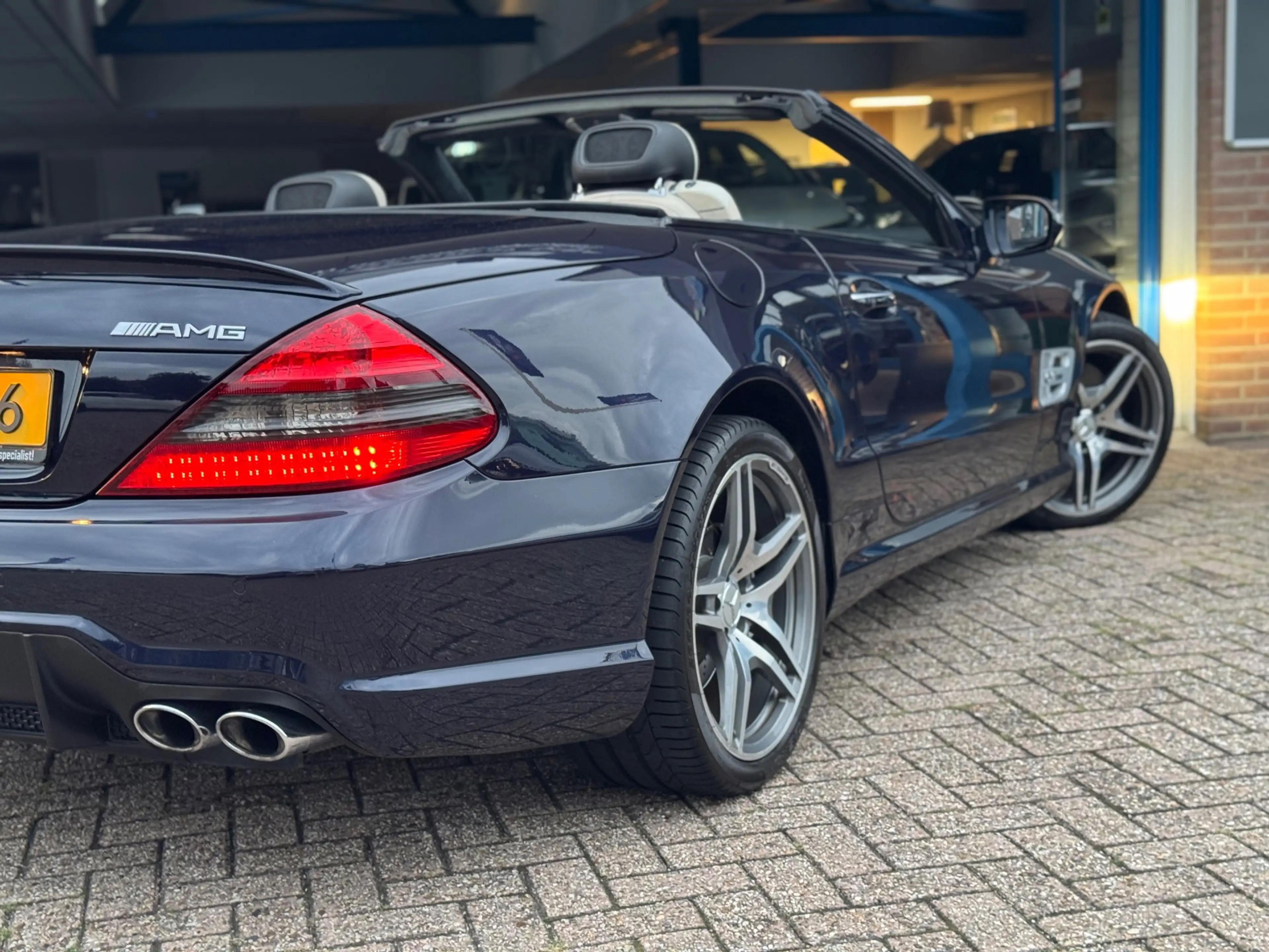 Mercedes-Benz SL 63 AMG 2009 CABRIO FULL NAP NL Auto! — photo 11