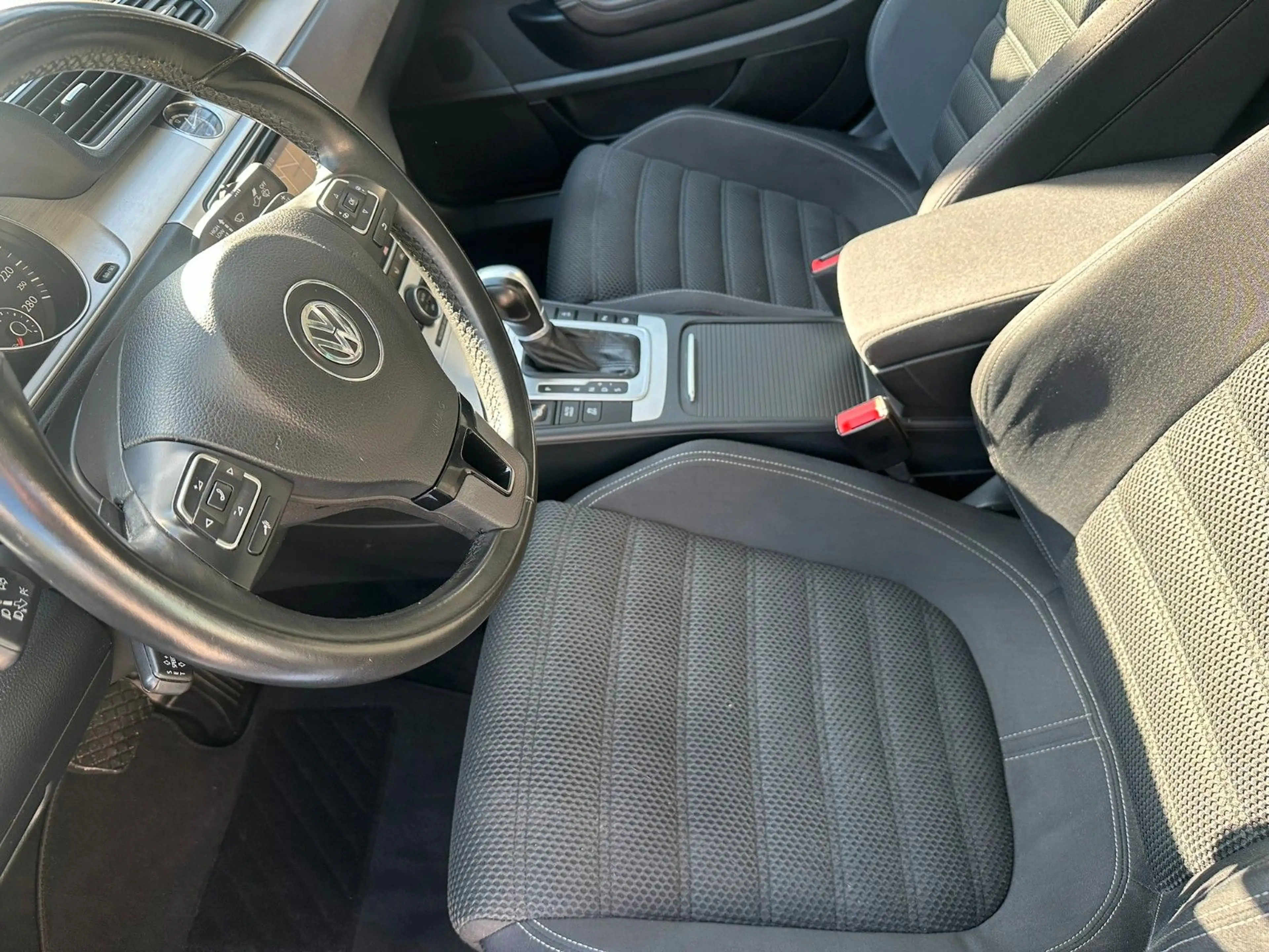 Volkswagen CC 2.0 TDI BMT*DSG*Navi*P-Dach*R-Cam*Euro6*Top* — photo 10