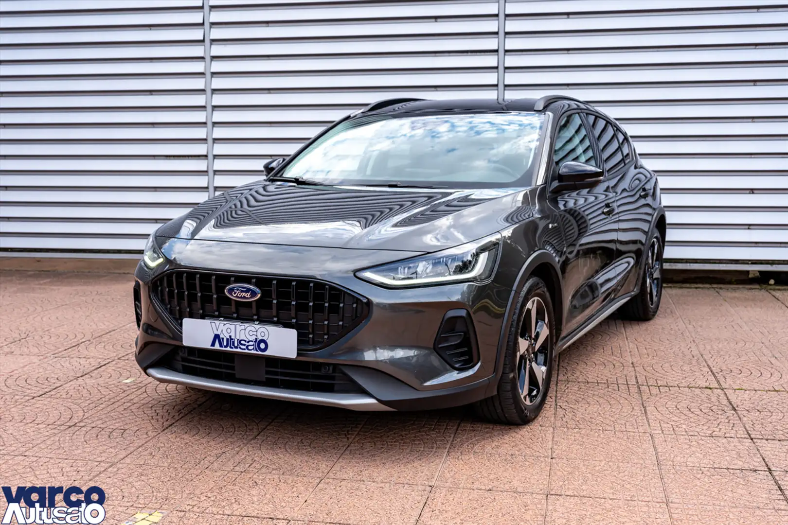 Ford Focus Focus Active 1.0 ecoboost h Design 125cv Grigio - 1