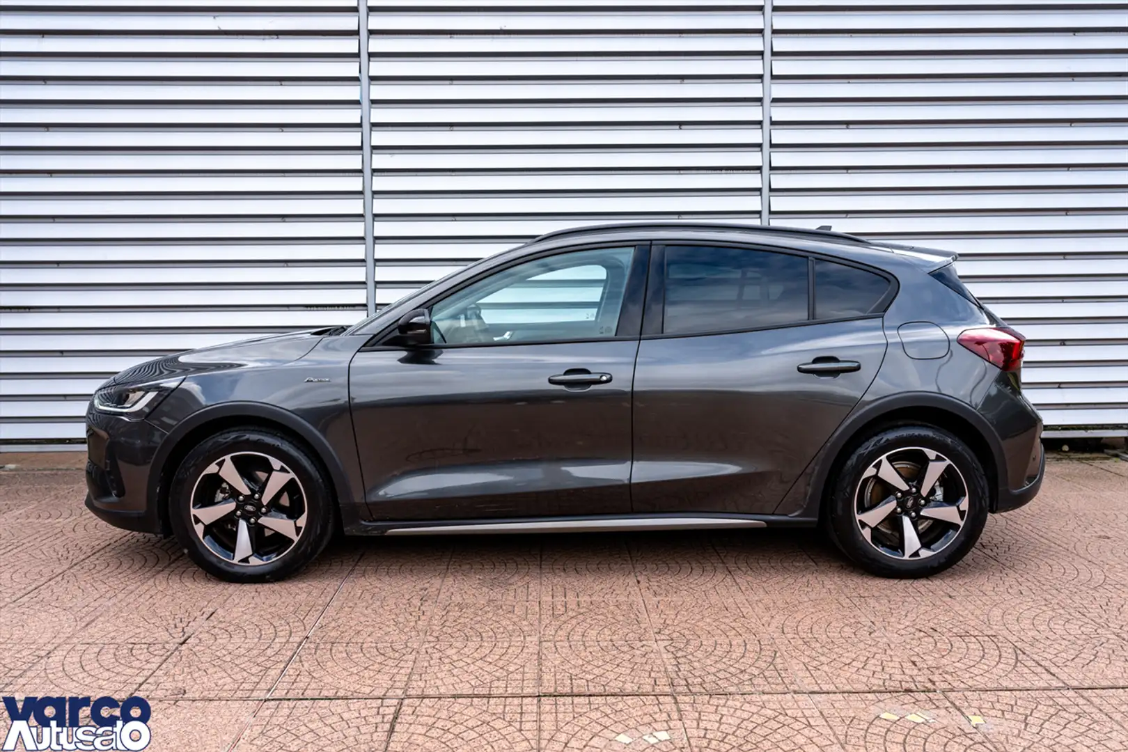 Ford Focus Focus Active 1.0 ecoboost h Design 125cv Grigio - 2