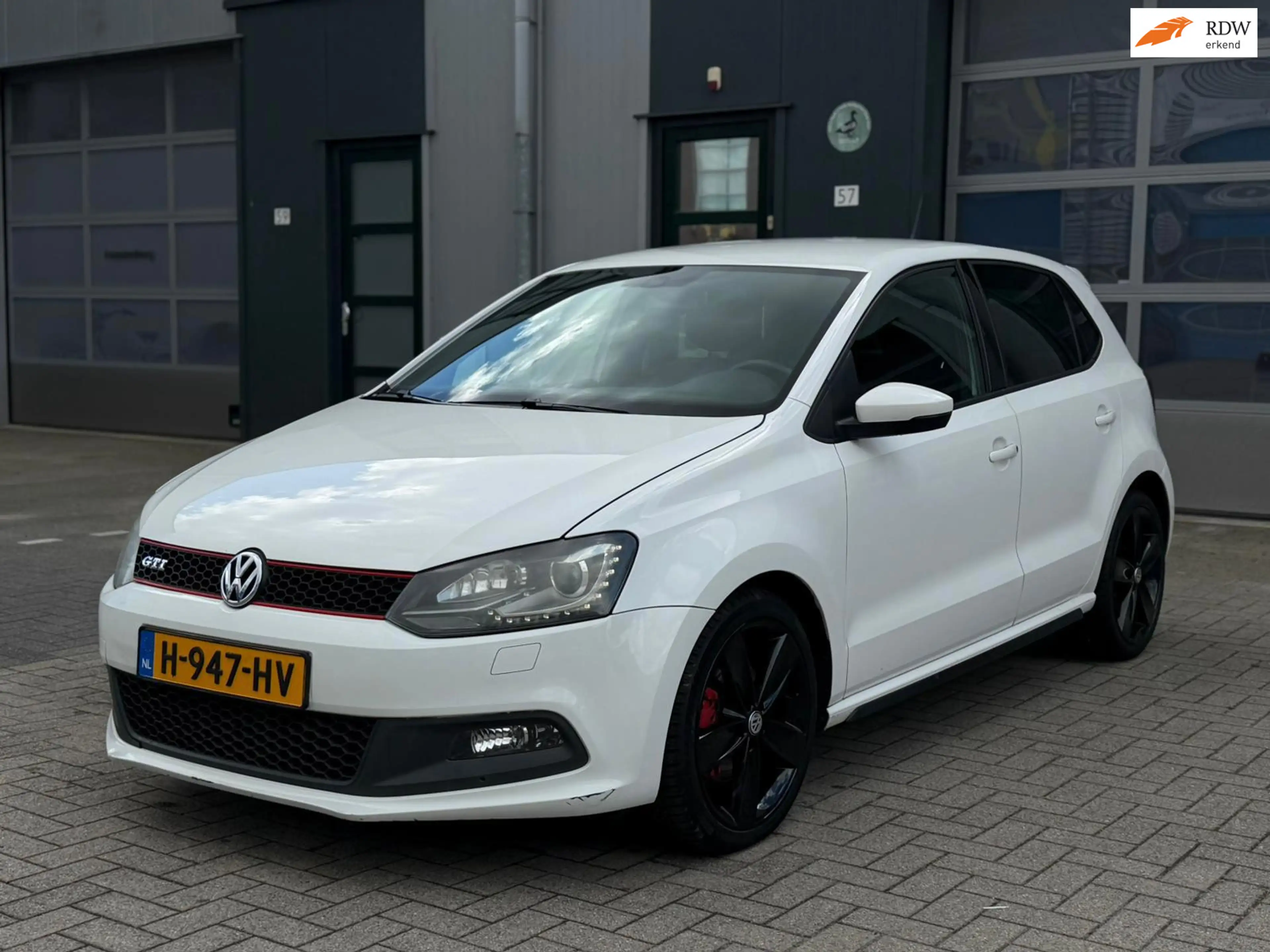 Volkswagen Polo GTI 1.4 TSI DSG CRUISE SUPER DIKKK!