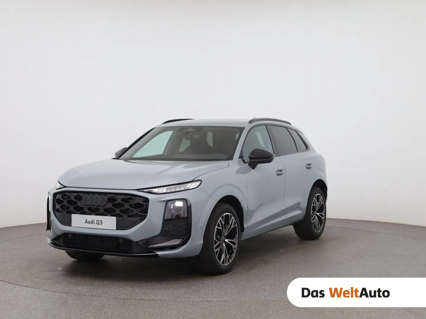 Audi Q3 TFSI 110 kW Grau - 1