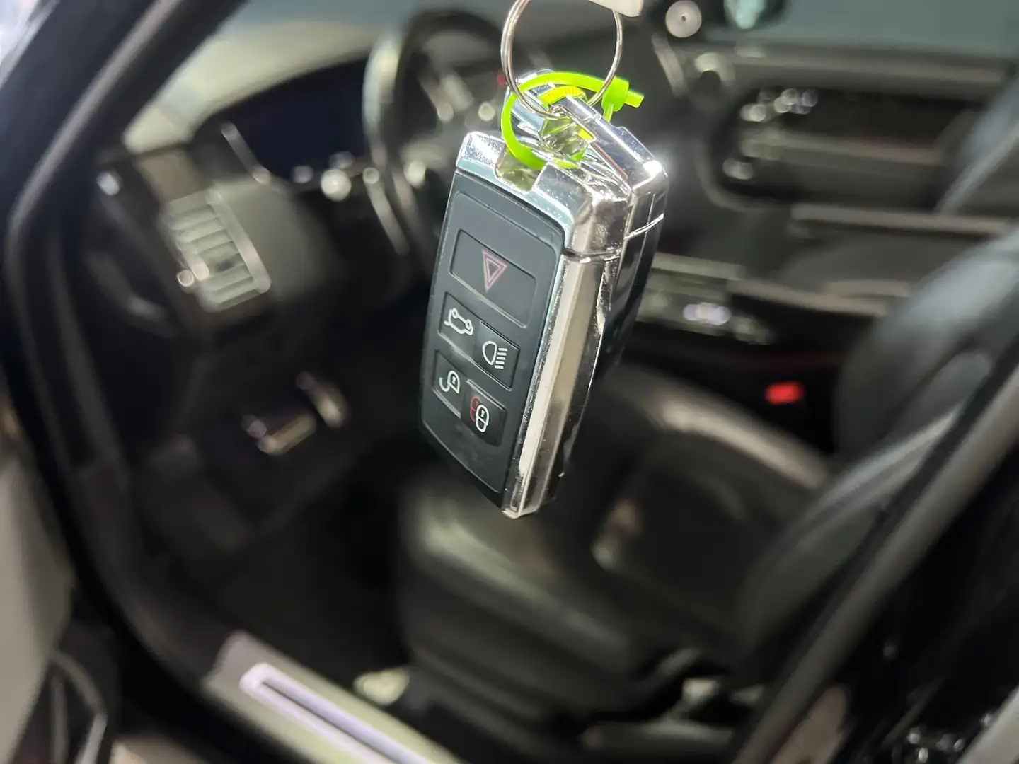 Land Rover Range Rover Autobiography Lang LWB Schwarz - 1