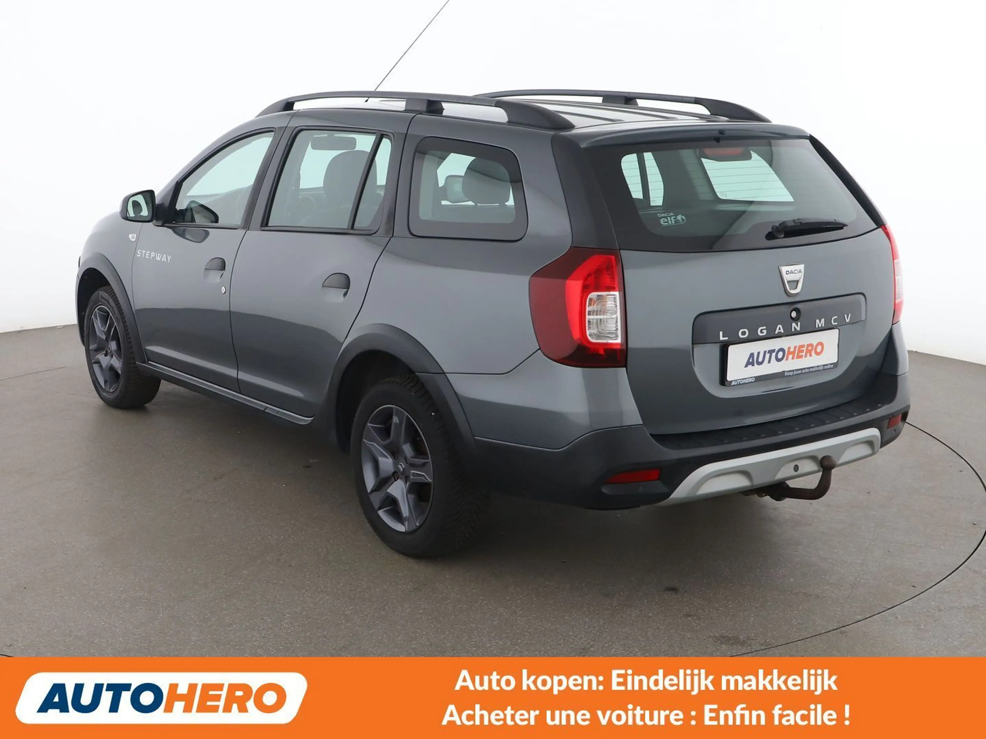 Dacia Logan 1.5 dCi Stepway Celebration — photo 4