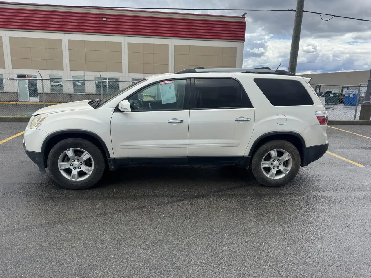 GMC Acadia снимка GMC Acadia