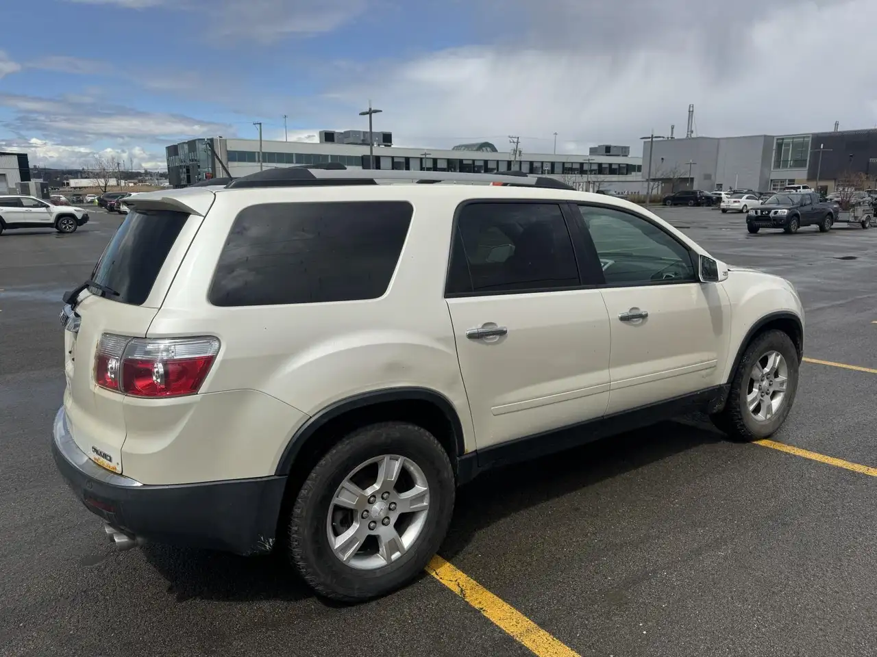 GMC Acadia снимка GMC Acadia