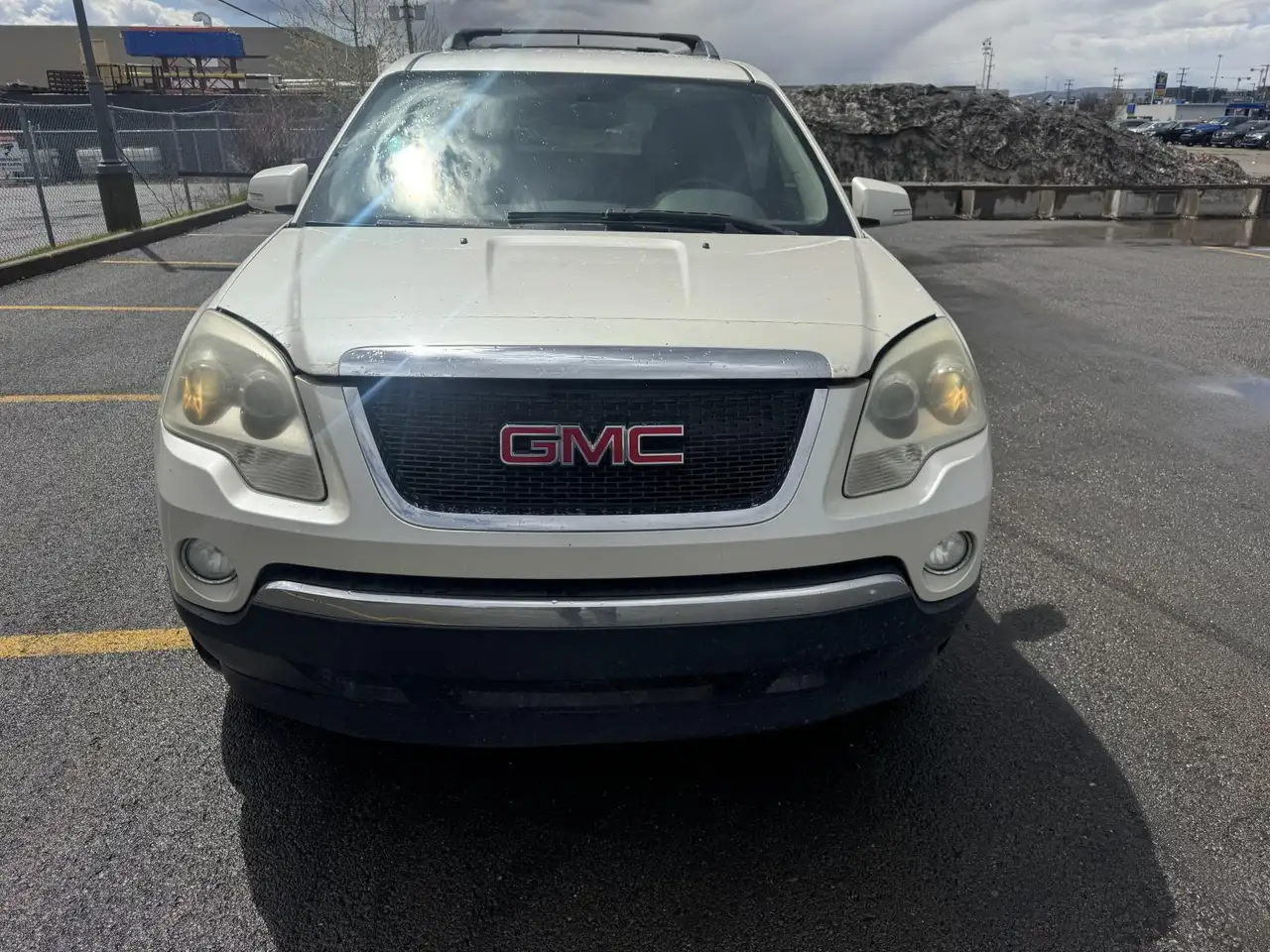 GMC Acadia снимка GMC Acadia