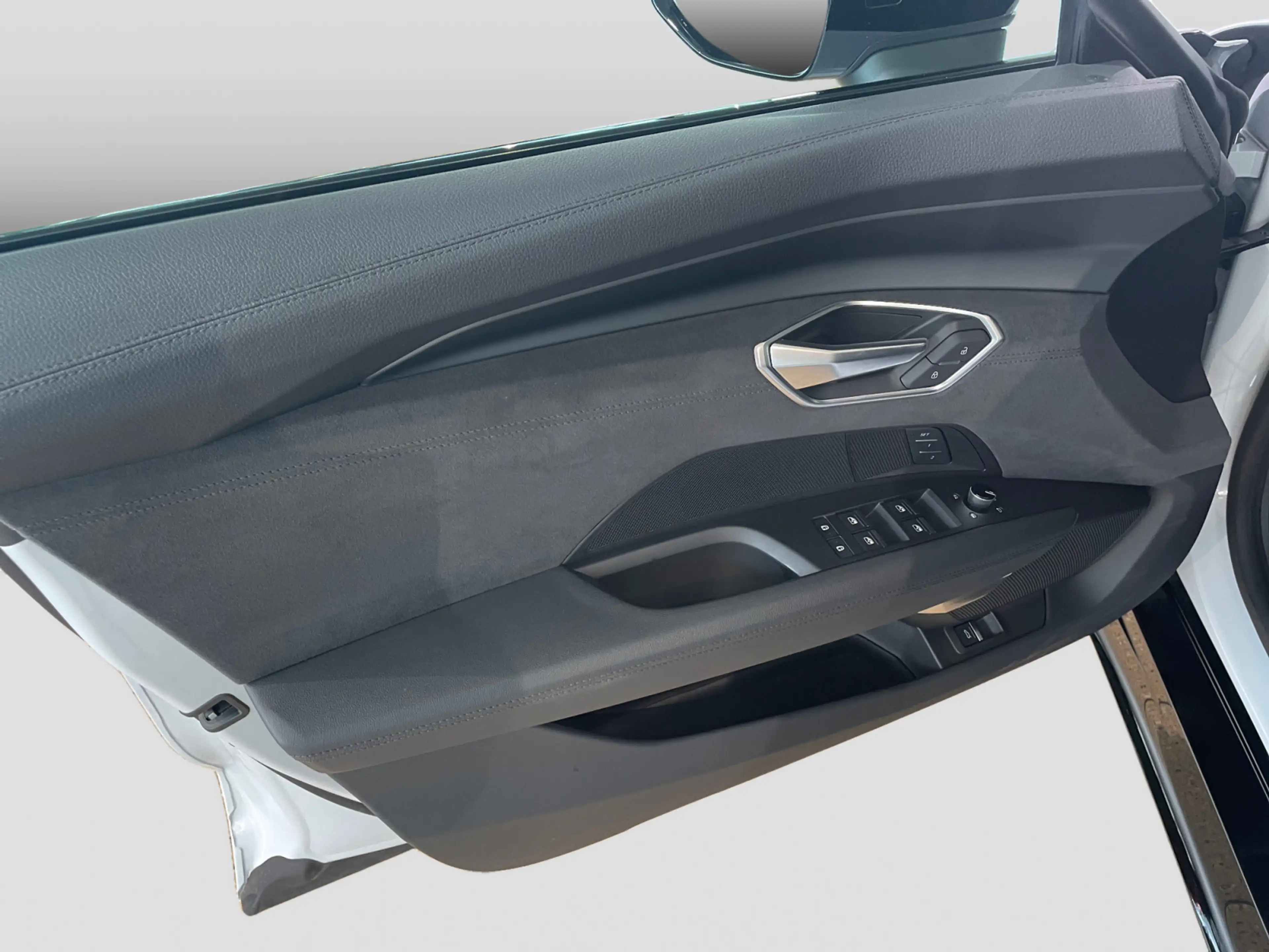Audi e-tron GT Matrix HUD B&O 360 ° Luftfahrw — photo 14