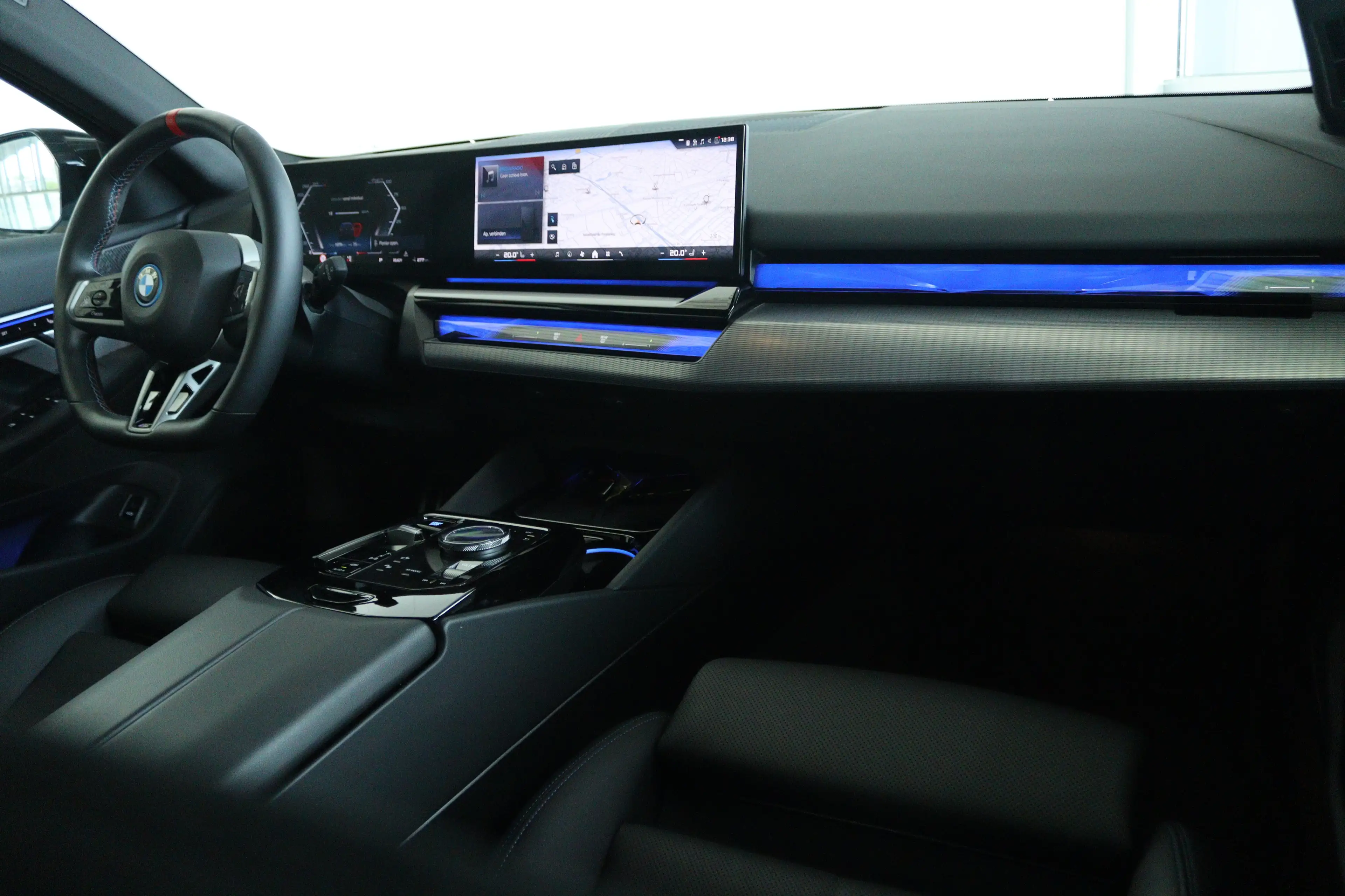 BMW i5 Touring M60 xDrive 84 kWh 601PK | SOH 97% | 4-Wiel — photo 4