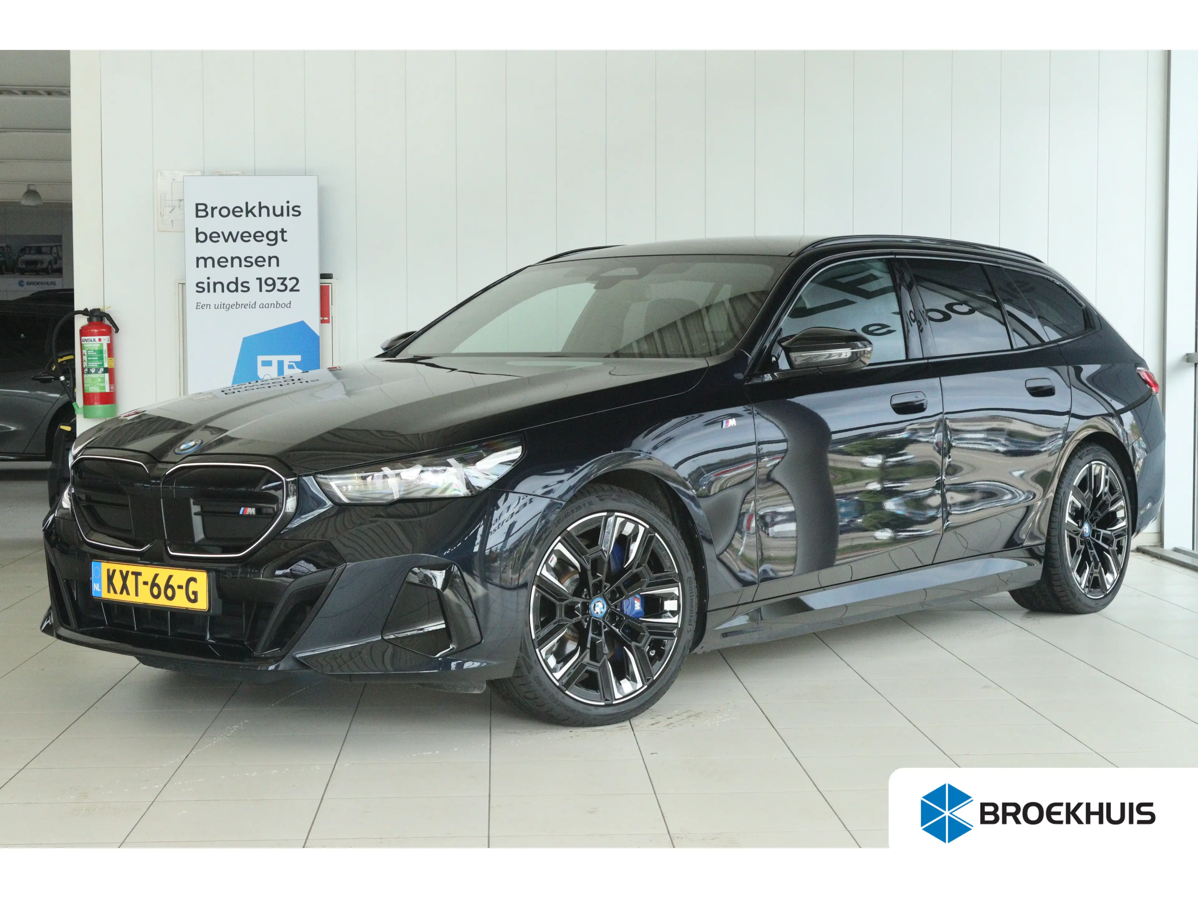 BMW i5 Touring M60 xDrive 84 kWh 601PK | SOH 97% | 4-Wiel