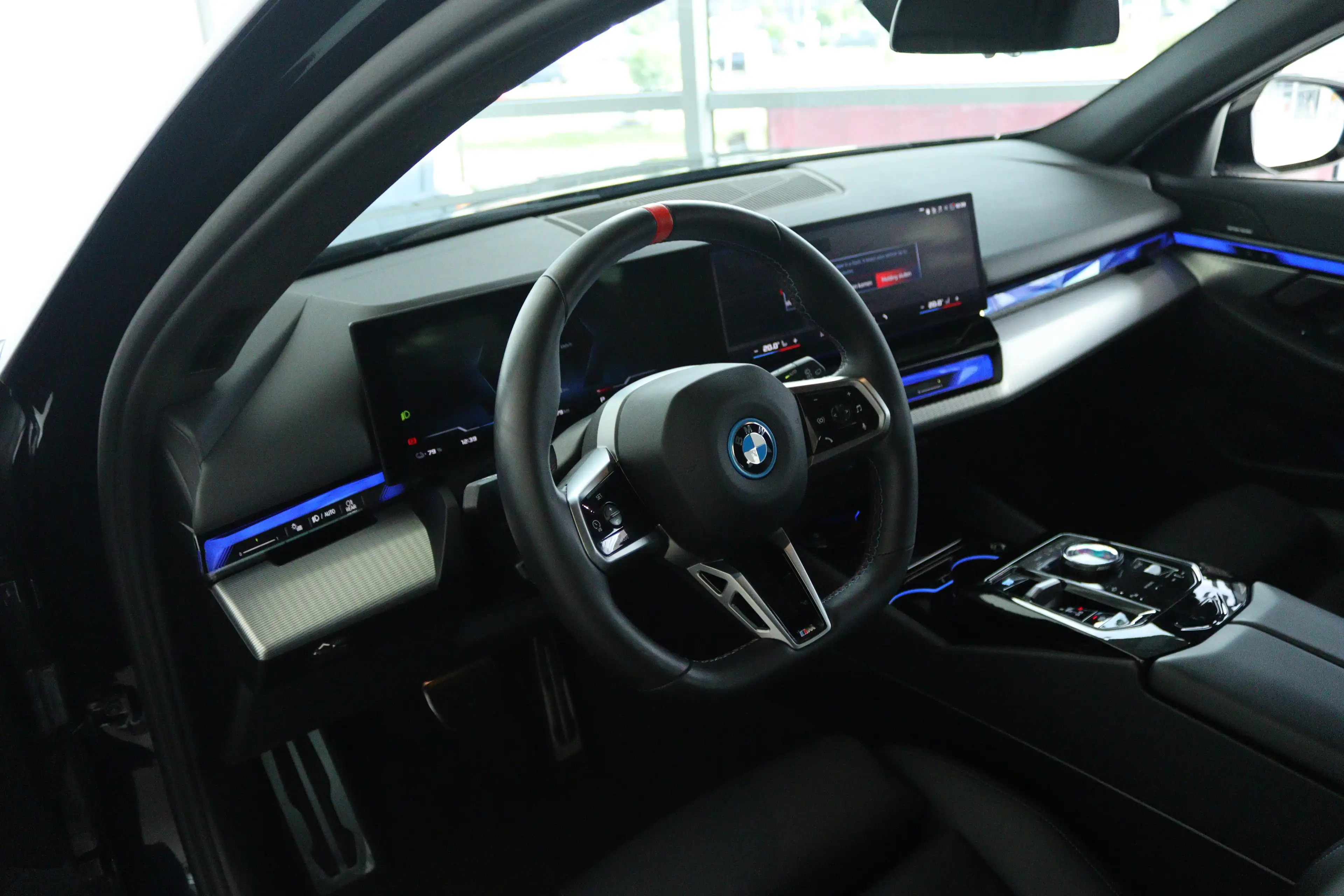 BMW i5 Touring M60 xDrive 84 kWh 601PK | SOH 97% | 4-Wiel — photo 27