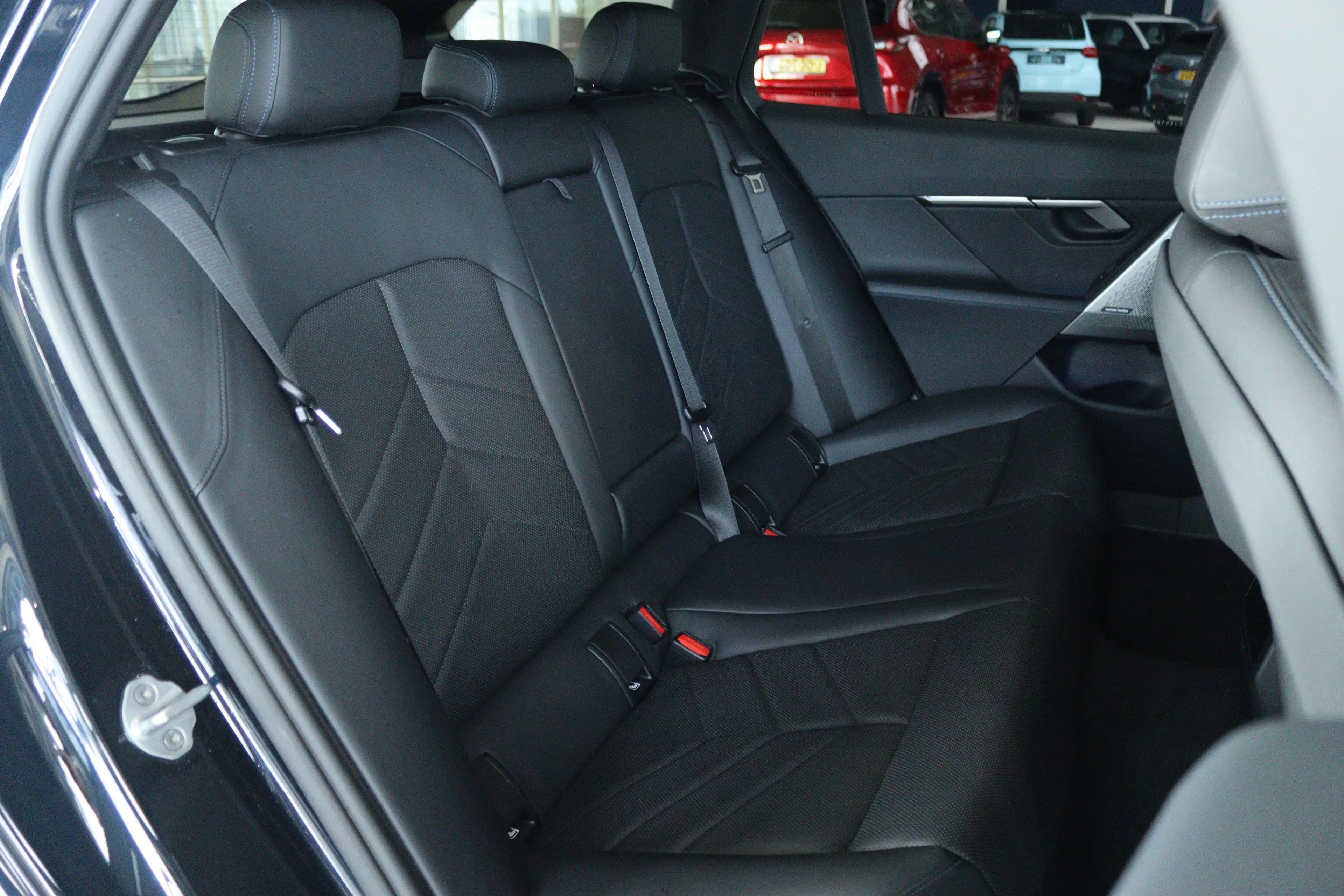 BMW i5 Touring M60 xDrive 84 kWh 601PK | SOH 97% | 4-Wiel — photo 24