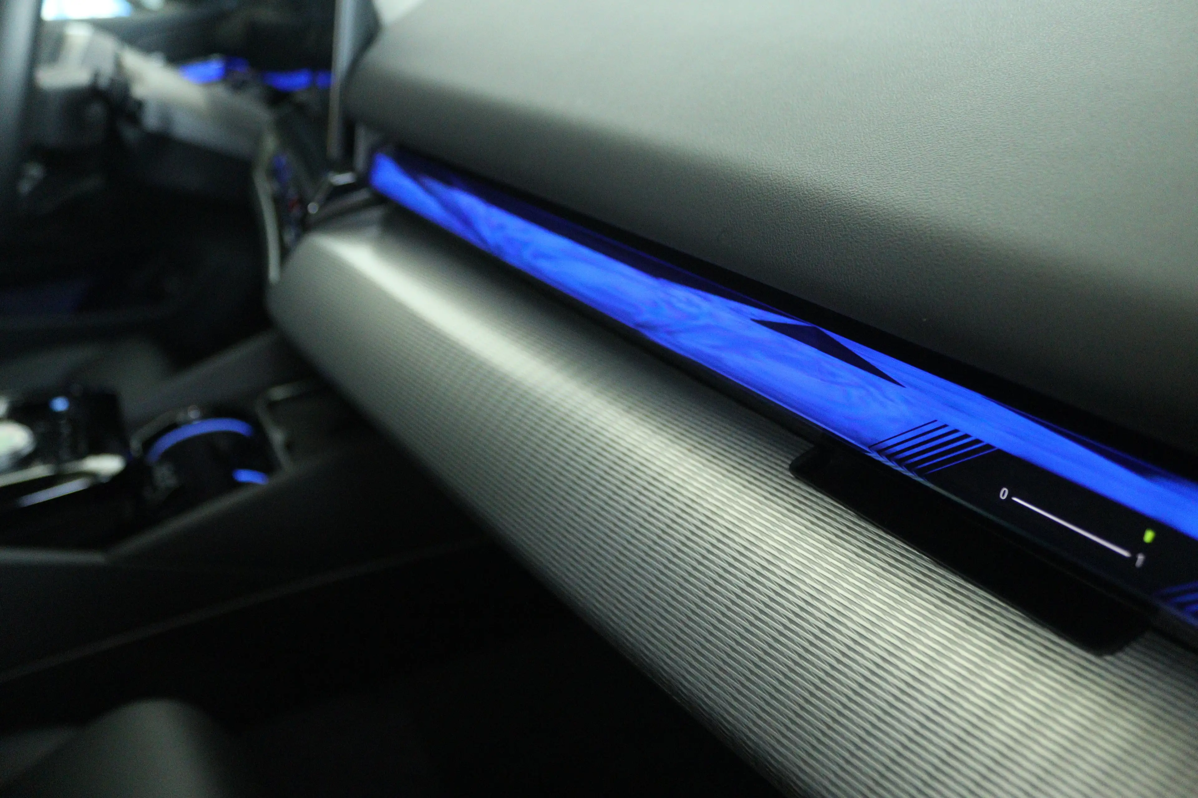 BMW i5 Touring M60 xDrive 84 kWh 601PK | SOH 97% | 4-Wiel — photo 35