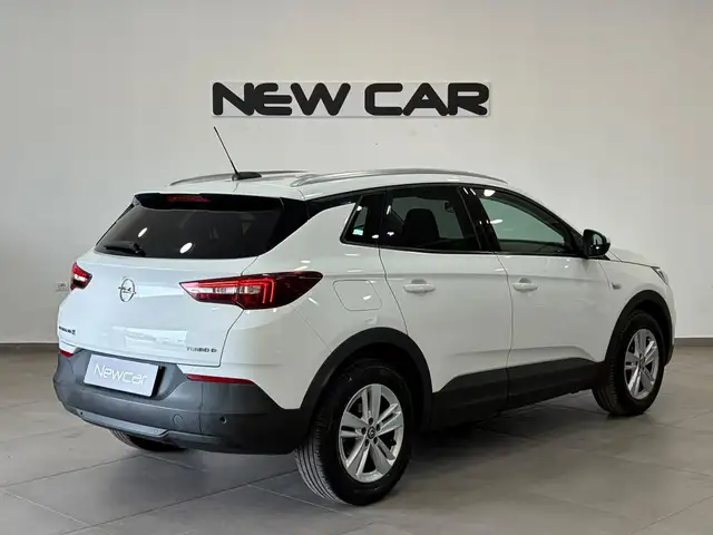 Opel Grandland X view 5