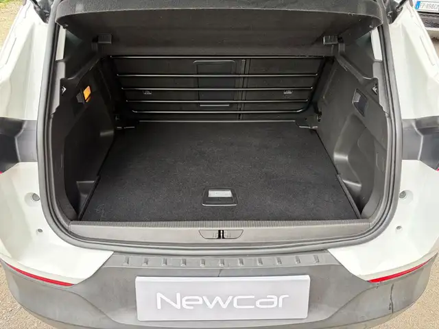 Opel Grandland X view 9