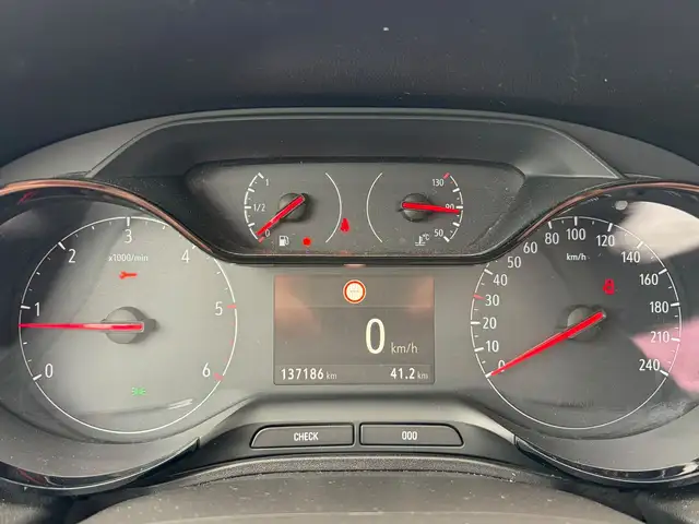 Opel Grandland X view 13