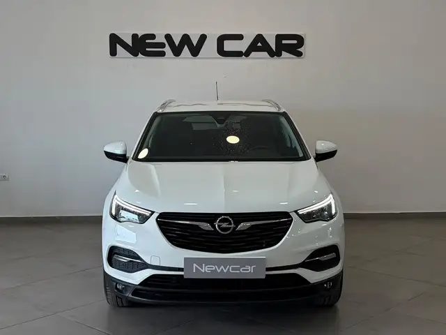 Opel Grandland X view 3